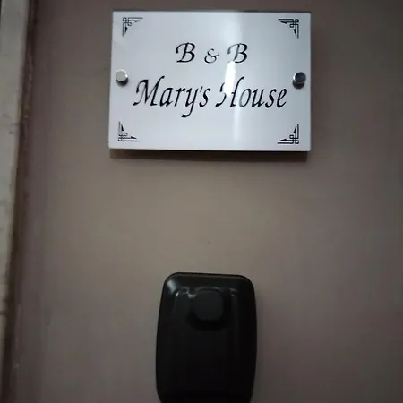 Mary House Centro نابولي